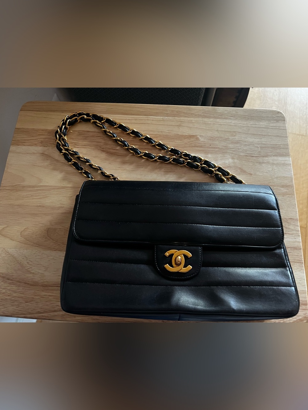 CHANEL Lambskin Horizontal Quilted Flap Bag with Gold Hardware - Picture 3 of 7